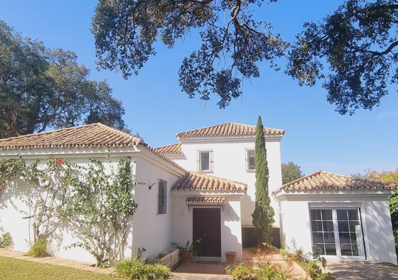 Castilla House Sotogrande 4 Bedroom Apartment to Rent