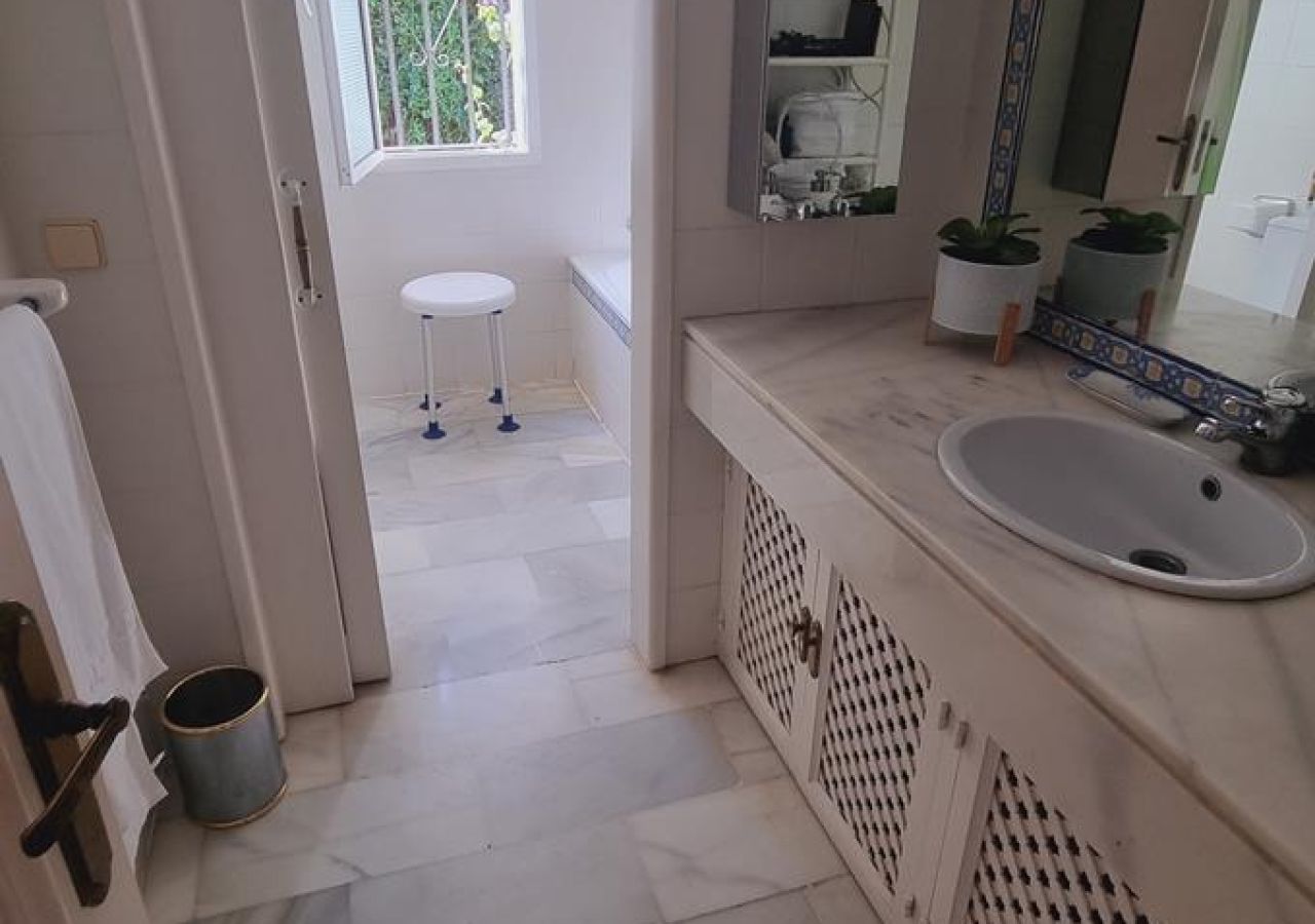 Castilla House Sotogrande 4 Bedroom Apartment to Rent