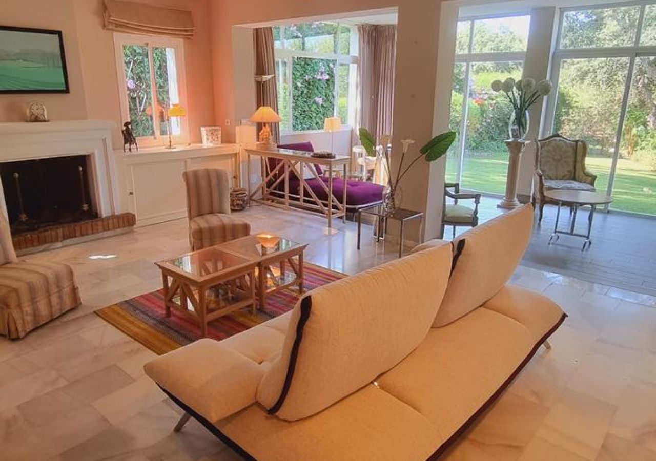 Castilla House Sotogrande 4 Bedroom Apartment to Rent