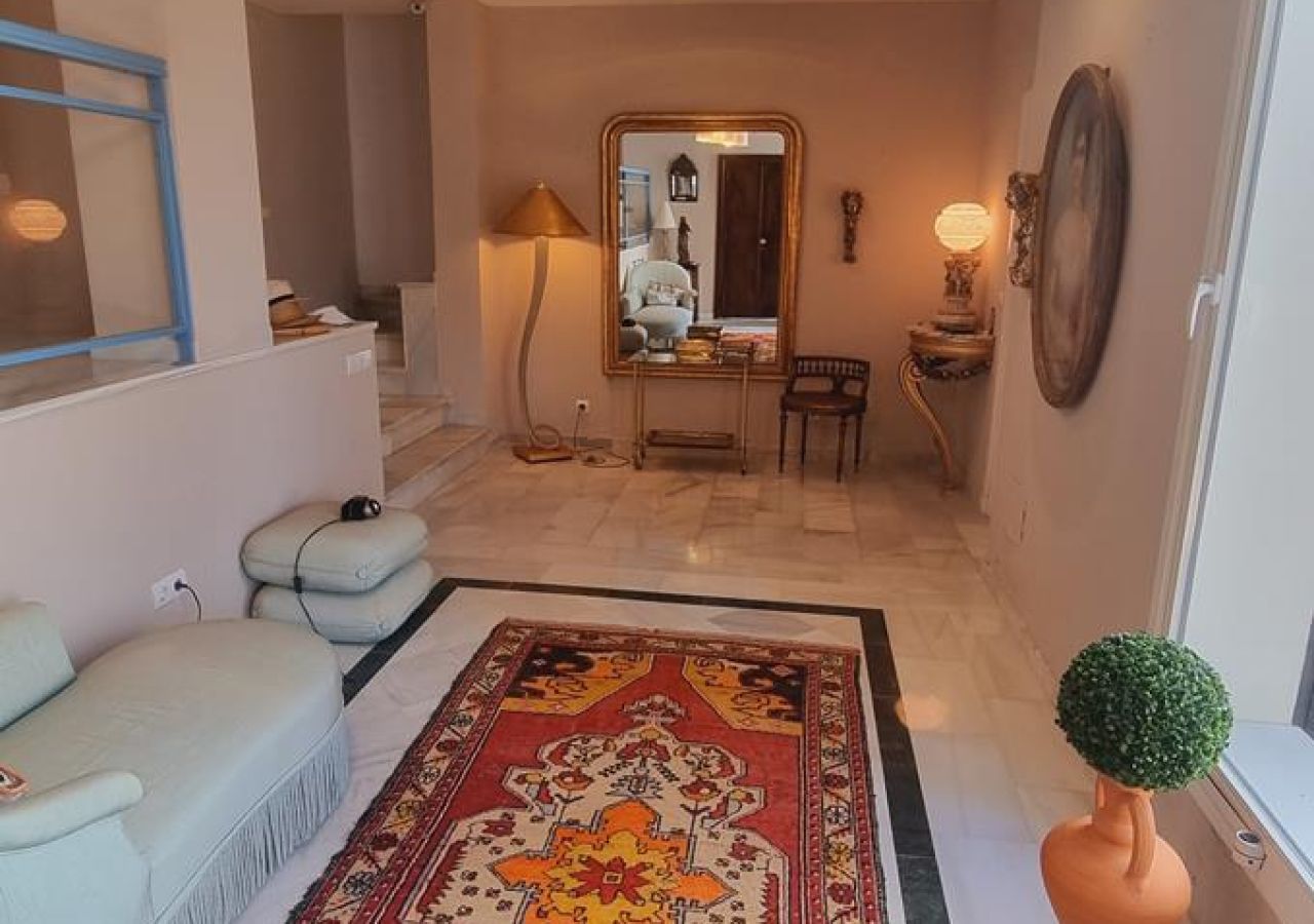 Castilla House Sotogrande 4 Bedroom Apartment to Rent