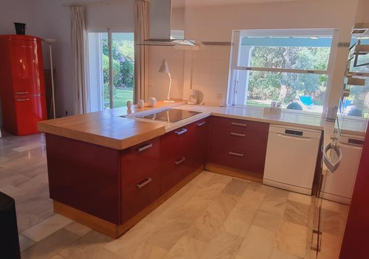 Castilla House Sotogrande 4 Bedroom Apartment to Rent